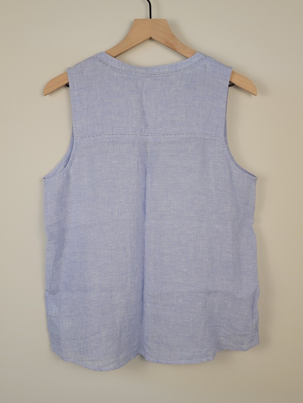 Joie 100% Linen Button Front Tank Top Blue Embroidered Sleeveless Blouse M - Picture 2 of 6